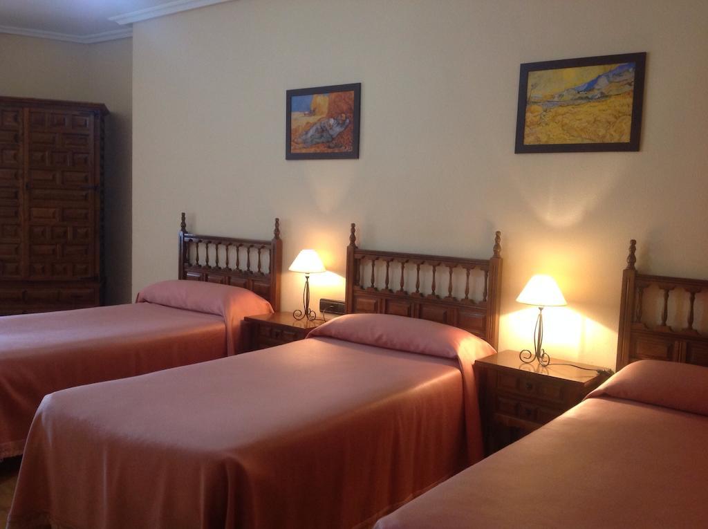 Hostal Argentino Bejar Room photo